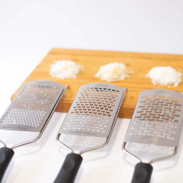 Juego de ralladores de cocina microplane en acero inoxidable (3 piezas) Kirie, 1 rallador fino, 1 rallador doble, 1 rallador grueso