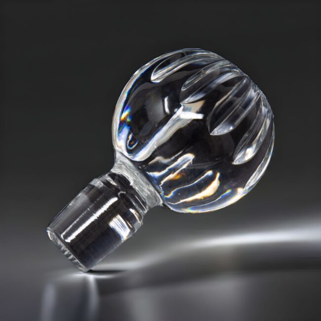 Decantador de cristal natural tallado Aurum