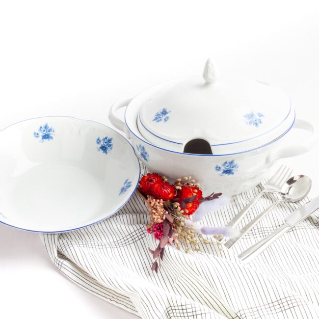 sopera ensaladera lubeck blue porcelana blanca fine porcelain
