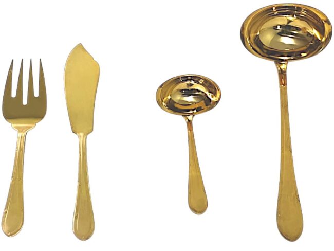 1210 nuremberg cuberteria de oro
